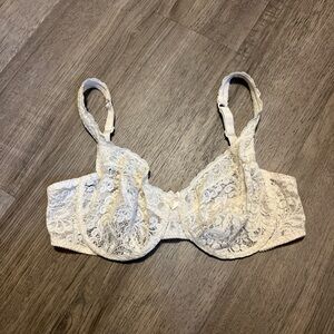 Warner's Lace Underwire Bra - Cream
